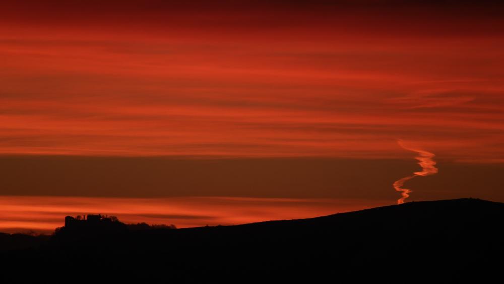 tramonto su canossa da vezzano