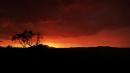 tramonto infuocato sul monte del gesso vezzano
