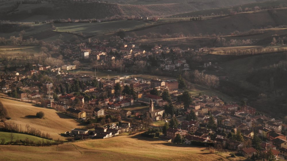 Vezzano sul Crostolo centro paese